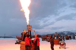 気球の打ち上げ準備をしている様子（令和6年撮影）