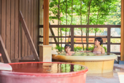 「関東「2025親子に人気の温泉・銭湯ランキング」2位は龍宮城スパホテル三日月！1位は？」の写真