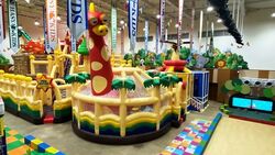 屋内型巨大エア遊具テーマパーク「奈良わんぱくランド はしゃきっズ」