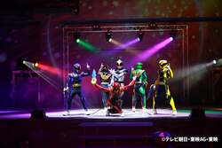 「ゴジュウジャー最終決戦！Gロッソ第4弾ショー開催、素顔の戦士や新キャラも参戦！」の写真