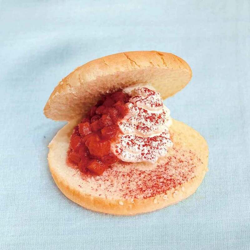 ［札幌］週末の牧場ばぶる／スイーツどらバーガーいちごクリーム