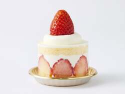 限定あまりんショートケーキ　1個　1,400円／氷川の杜YAKUMO（エキュート大宮）