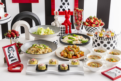 ストロベリースイーツとともに楽しめる8種類の軽食