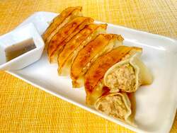 宇都宮餃子はちまん餃子 ／栃木県宇都宮市