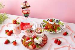 「入手困難なプレミアムいちご"あまりん"の限定メニュー登場　埼玉のおふろcafeでフェア」の写真