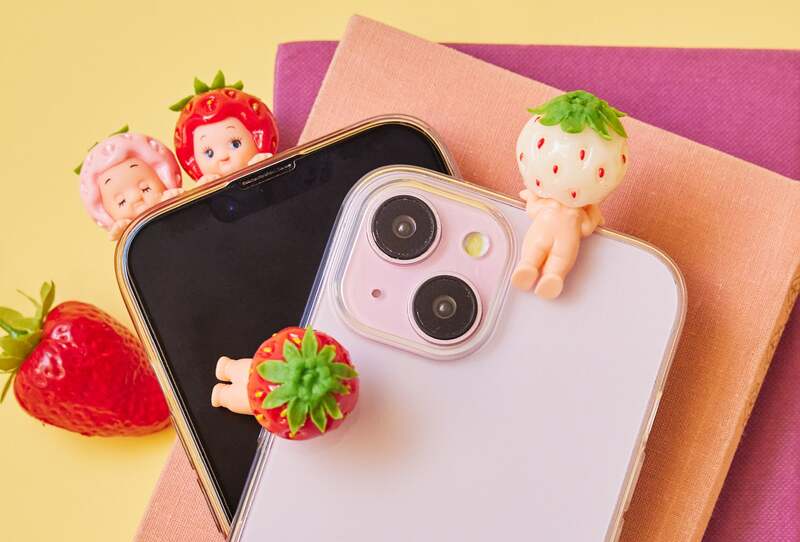 秘密の苺MICO E（2号館1F）  　ぶら下がり苺キューピー