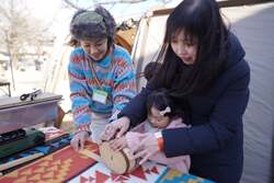 「小学生以下無料！名古屋・東別院で焚き火イベント　ラジコンパークやワークショップも」の写真