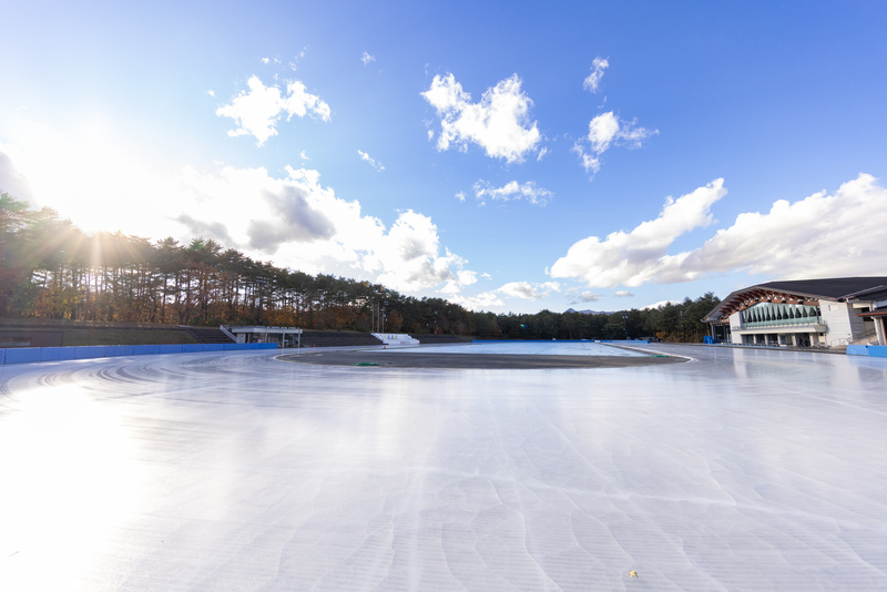 スケートリンク『SEIKO-OVAL（セイコオーバル）』
