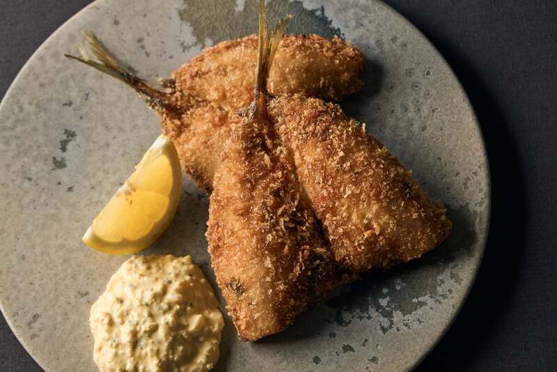 あおさが効いたオリジナルの鯵フライ