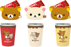 写真上：革製ポーチ（A賞／対象商品3個購入で1口）、写真下：2WAYタンブラー（B賞／対象商品2個購入で1口）※各商品画像はイメージです