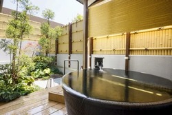 「関西の「源泉かけ流し」の家族風呂・貸切風呂があるスーパー銭湯・日帰り温泉5選」の写真