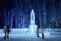 「氷の気温塔」