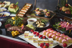 洋・タイ料理＆いちごスイーツを贅沢に味える「ランチビュッフェ」（画像はイメージです）