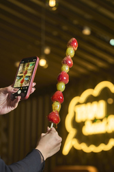 ランチ限定の「プレミアム・ストロベリー・スティック」