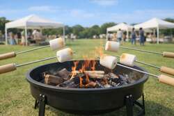 「絶品おいもスイーツやミニSL、焼きマシュマロ体験！入場無料イベントが平城京跡で開催」の写真