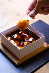 「浅草の行列店が「あんこ博覧会」に初出店！もっちもち茹でたて白玉やいちごあんを提供」の写真