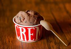 「全員アイス無料！大人も子供も1つ0円でもらえる3時間限定の神企画　22種から選べる♪」の写真