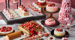 「チョコレートファウンテン初登場！横浜みなとみらいでいちごビュッフェ　未就学児無料」の写真