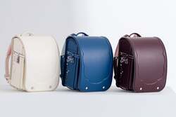 「リボン着せ替えやミスドコラボも！フィットちゃん新作ランドセルが2026年2月5日発売！」の写真