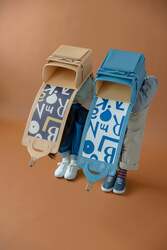 「かぶせがない新形状も！2027年度ランドセル展示会が全国18会場でスタート」の写真