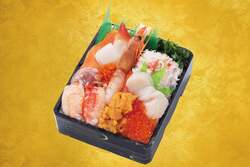 「カニ・ウニ・牛たん！全国41種の駅弁と絶品スイーツが一度に楽しめる　佐賀で食の祭典」の写真