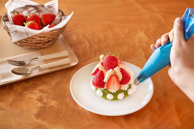 苺摘みと京ばあむスイーツ作り体験／イメージ