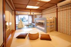 「巨大屋内パーク＆二段ベッドの客室に大喜び！子連れ旅の新定番、大江戸温泉・松島へ」の写真