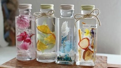 お気に入りのお花でハーバリウムづくり