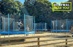 「アスレチックの目の前でキャンプ！遊具や手ぶらサイトも充実の「遊べる広場」が柏に」の写真