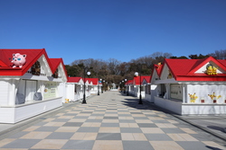 「ポケモントレーナーズマーケット」の様子