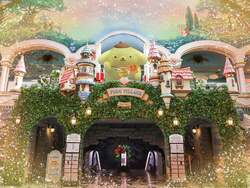 「ポムポムプリン30周年記念イベントが開催！約200点の展示やイルミネーションでお祝い」の写真