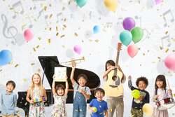 「楽器のプロが本気で作る子供の遊び場「OTOVIVA（オトビバ）」ららぽーと甲子園にOPEN」の写真