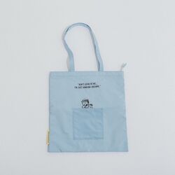 刺繍フラットトートバック ライナス＆スヌーピー　4,510円（税込）