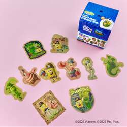 トレーディングクラフトステッカー　　330円