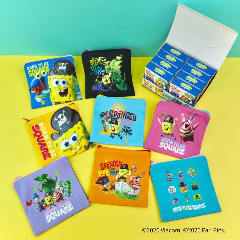 トレーディングスクエアポーチ　990円