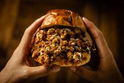 「TBS系番組紹介グルメ32店舗が集結！栃木初上陸のスイーツや名物が宇都宮で味わえる」の写真