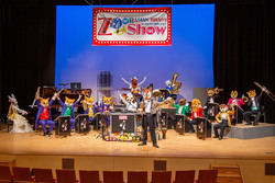 「動物たちが奏でる爆笑コンサート「ズーラシアンブラス・ショー」神奈川・茅ヶ崎で開催」の写真