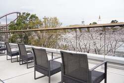 よみうりランド眺望温泉 2階「花見テラス」