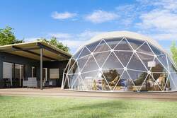 「閉園後の動物園をカートで探検！東武動物公園の隣に埼玉県最大級のグランピングOPEN」の写真