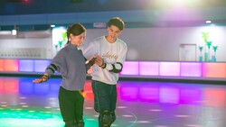 「最大1,800円お得！東京ドームシティで遊び放題の「午後からの春割」が期間限定で登場」の写真