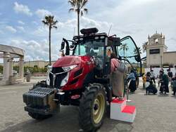 トラクター　YT5114R