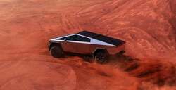 「ショベルカー操作やミニ新幹線も！乗り物好き集まれ　有明ガーデンで大型イベント開催」の写真