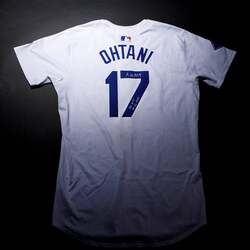 大谷翔平 直筆サイン入り実使用ユニフォーム （2024年7月2日使用）　販売価格：1億円(税込)