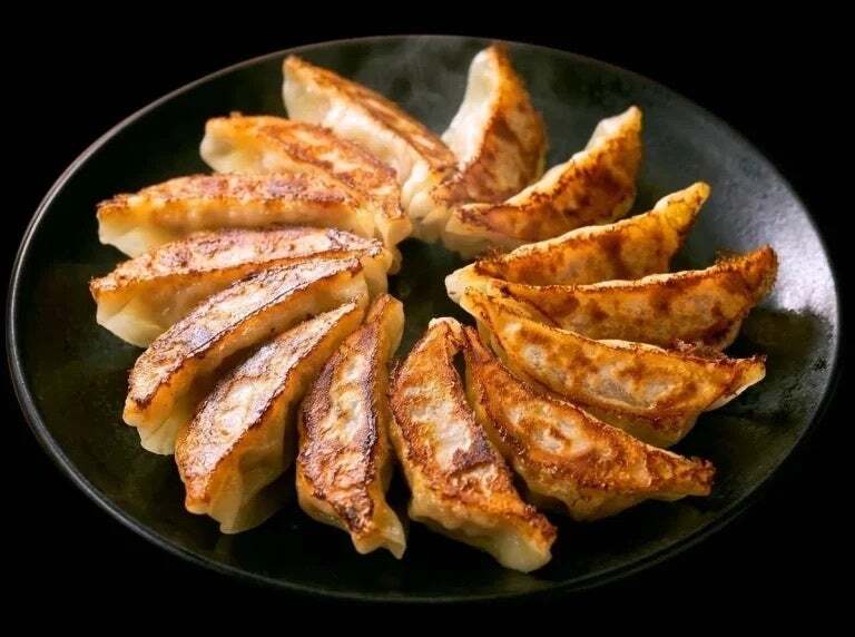 琉球ぎょうざ丸「琉球キビまる餃子」 (沖縄)