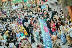 「参加無料！妖怪に仮装して浅草の桜並木を練り歩こう「浅草百鬼夜行パレード」開催」の写真