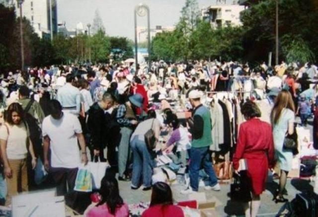 錦糸町イベント広場フリーマーケット│（C）環境を考える市民の会