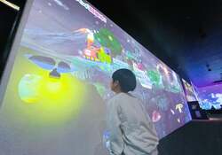 「DRAW YOUR WORLD（ドローユアワールド）」