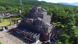 忍術修行を行いながら頂上を目指す「忍びの掟」