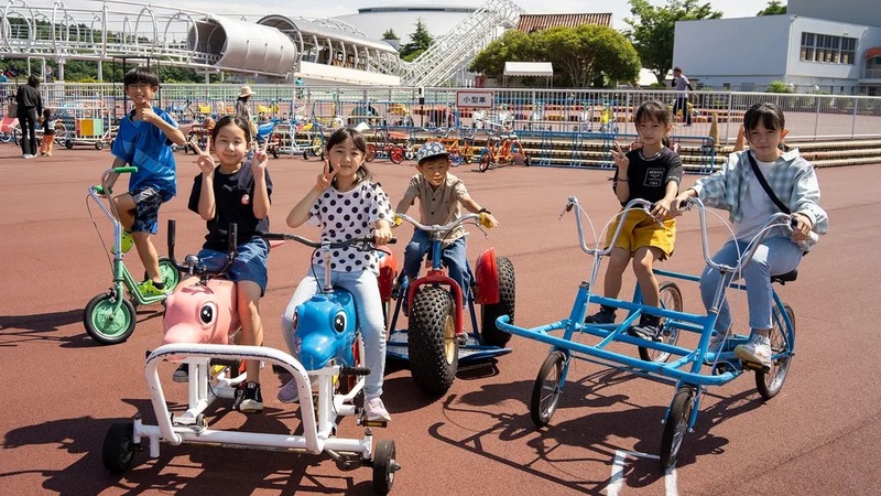 公道では乗れないユニークで楽しい自転車が100種類以上！