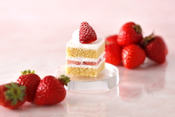 「新スーパーあまおうショートケーキ」